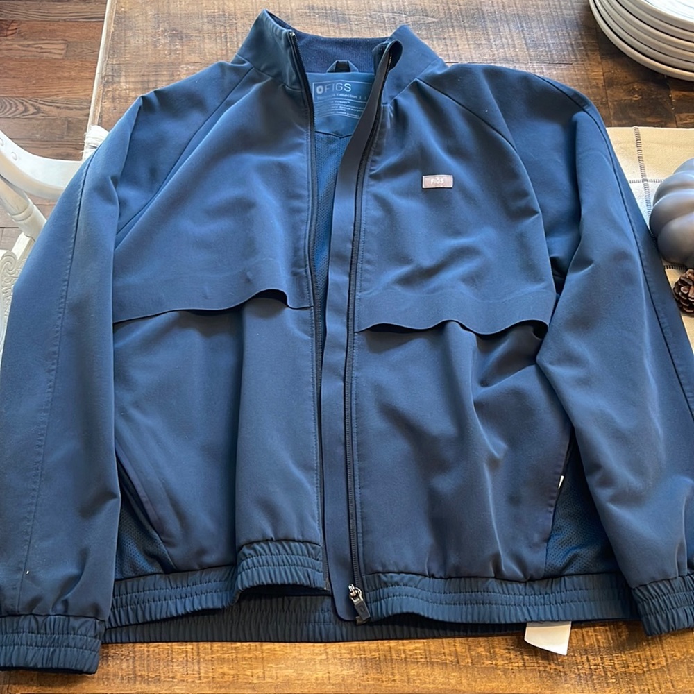 Figs Sydney scrub jacket